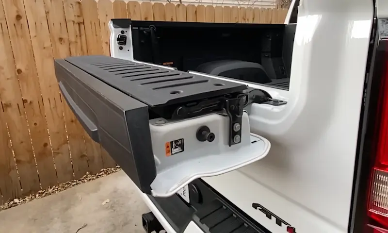 GMC Multipro Tailgate Problems
