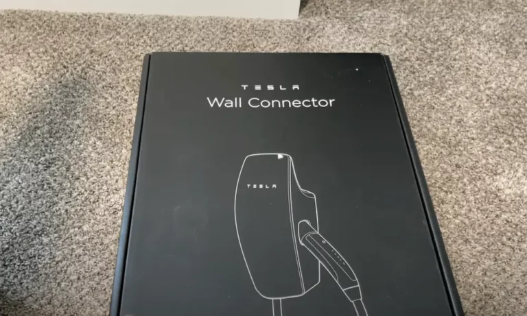 Tesla Wall Charger vs Mobile Charger